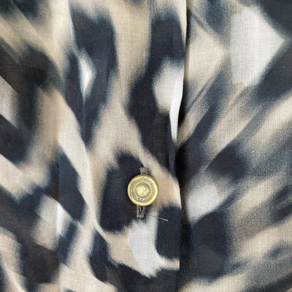 Escada Cotton Button Down top - Picture 6 of 9